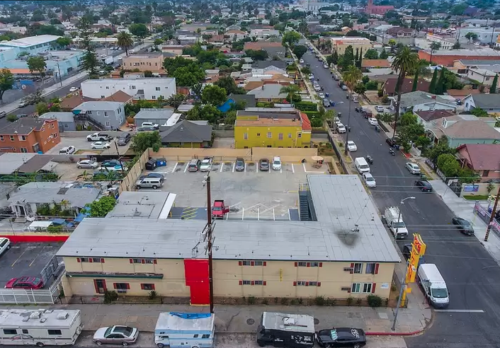 3501 S Western Ave, Los Angeles, CA à vendre - Photo du bâtiment - Image 1 de 1