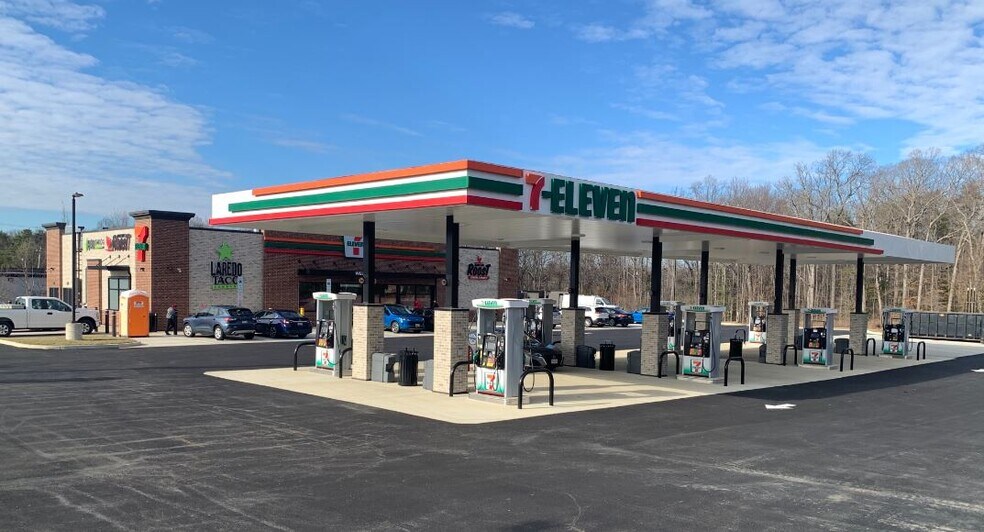 22606 Three Notch Rd, Lexington Park, MD à vendre - Photo du bâtiment - Image 1 de 2