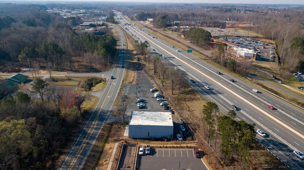 19401 Statesville Rd, Cornelius, NC for lease - Building Photo - Image 3 of 3