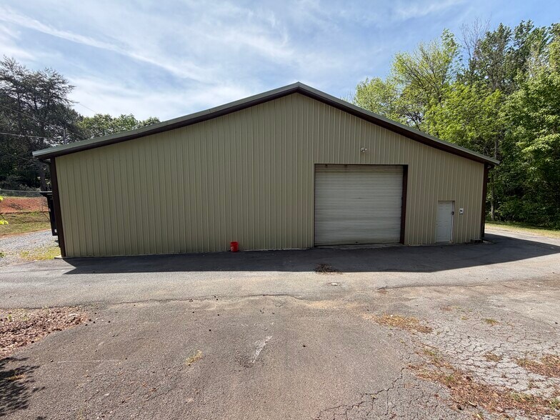 1 Albion SW dr, Rome, GA à vendre - Photo du bâtiment - Image 2 de 12