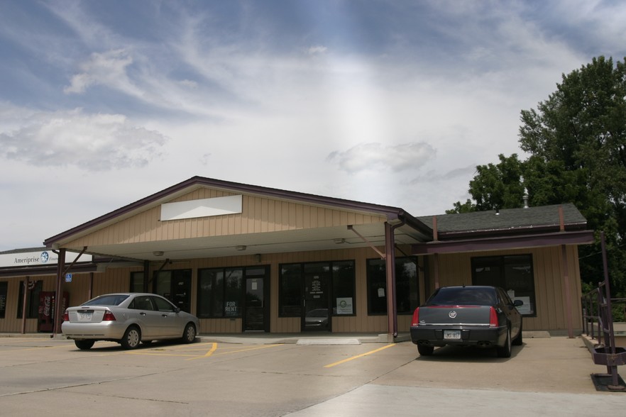 320-360 Santa Fe St, Leavenworth, KS for lease - Primary Photo - Image 1 of 2