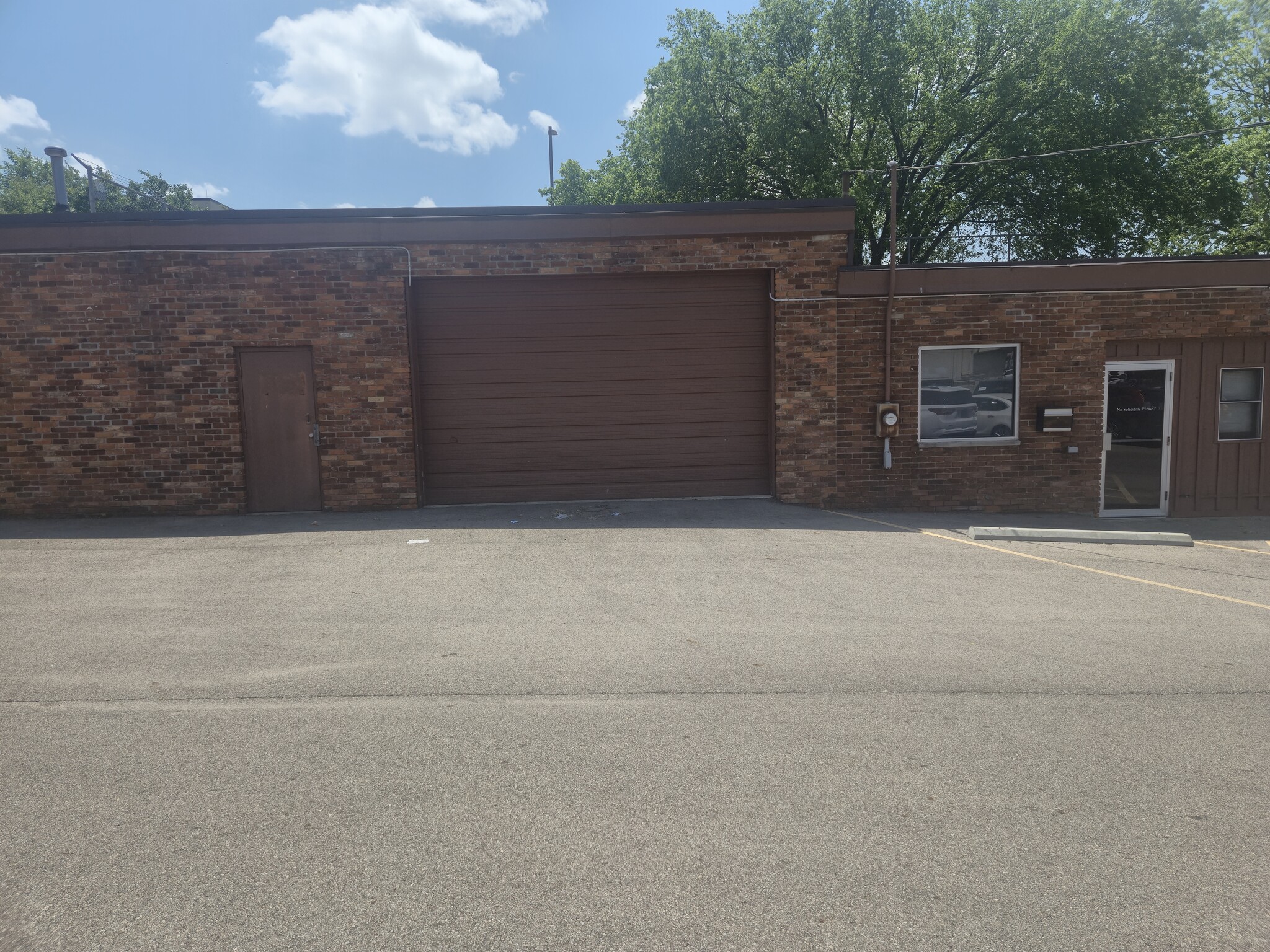 5210-5214 N Dixie Dr, Dayton, OH for lease Interior Photo- Image 1 of 6