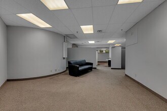 1411 W St. Germain St W, Saint Cloud, MN for lease Interior Photo- Image 2 of 16