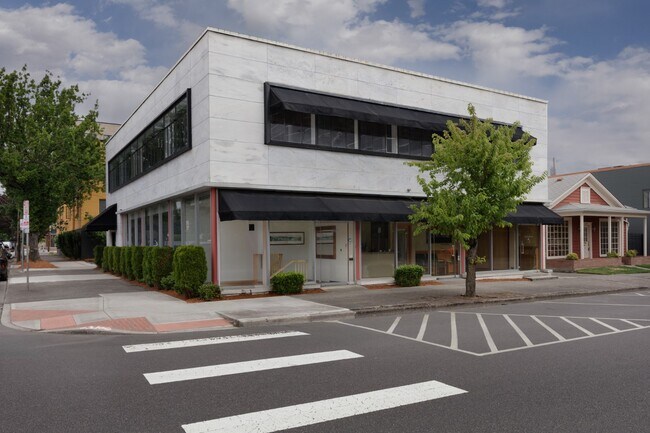More details for 1111 Broadway St, Vancouver, WA - Office for Sale