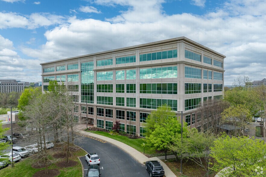 6840 Carothers Pky, Franklin, TN à louer - Photo du bâtiment - Image 3 de 7