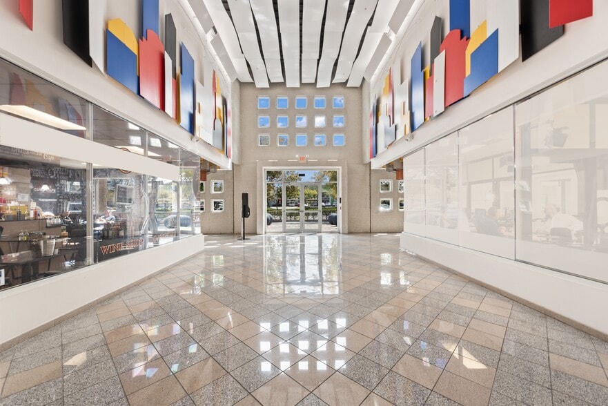 7791 NW 46th St, Doral, FL for sale - Lobby - Image 2 of 4