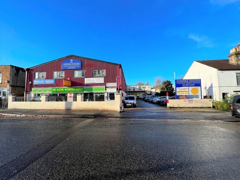41-45 Lind Rd, Sutton à louer - Photo du bâtiment - Image 3 de 14