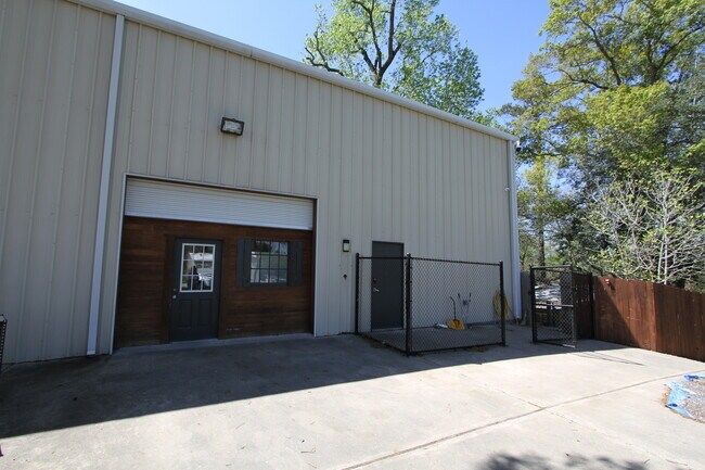 More details for 11518 Bogs Rd, Tomball, TX - Specialty for Sale