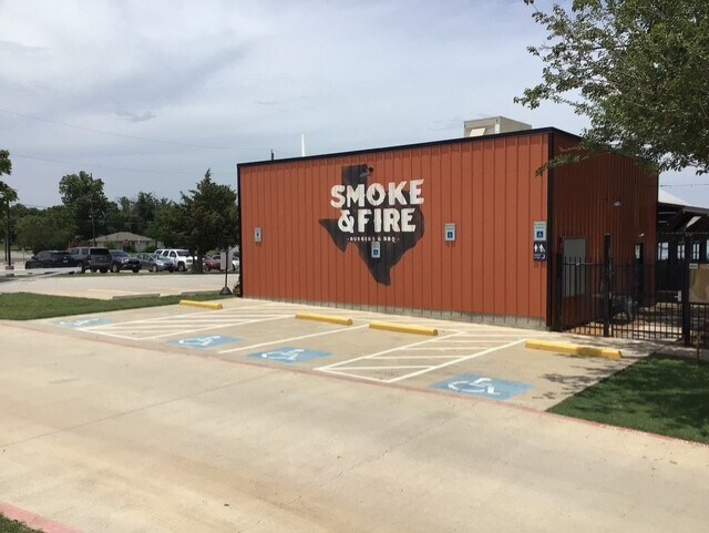 115 W Lake St, Krum, TX for lease Primary Photo- Image 1 of 34