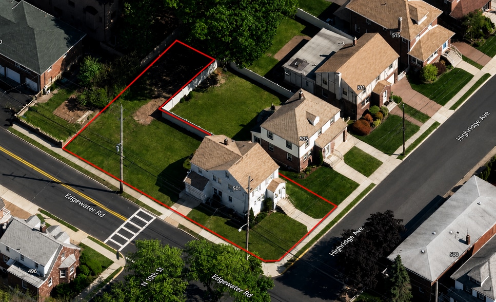 501 Highridge Ave, Cliffside Park, NJ à vendre - Photo du bâtiment - Image 2 de 9