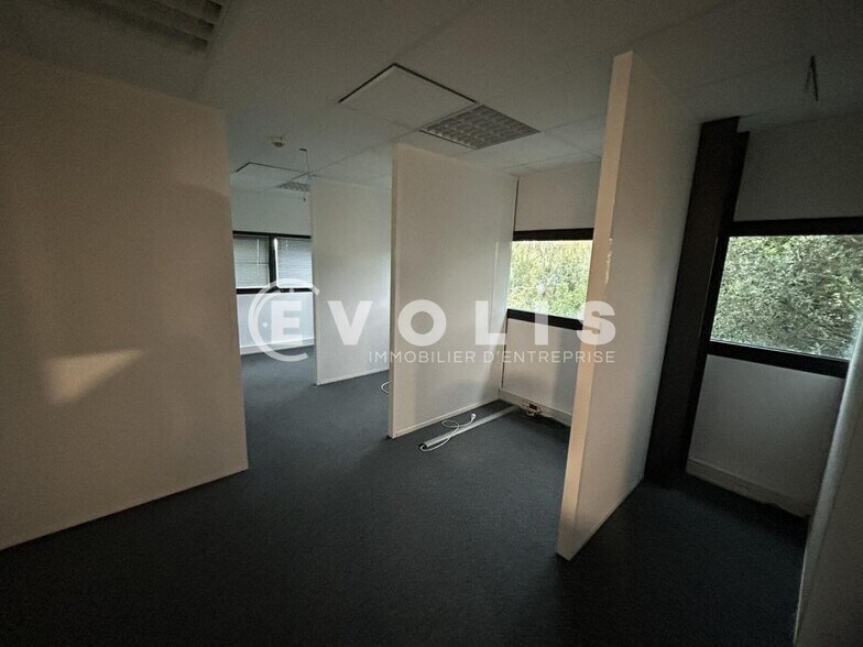 11 Avenue Neil Armstrong, Mérignac for lease - Interior Photo - Image 3 of 5
