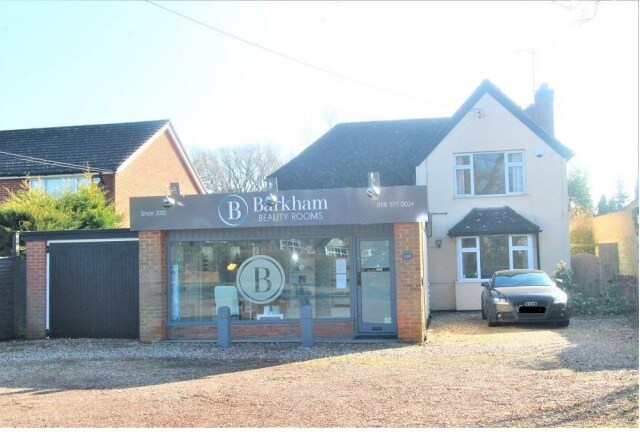 330 Barkham Rd, Wokingham à vendre Photo principale- Image 1 de 1
