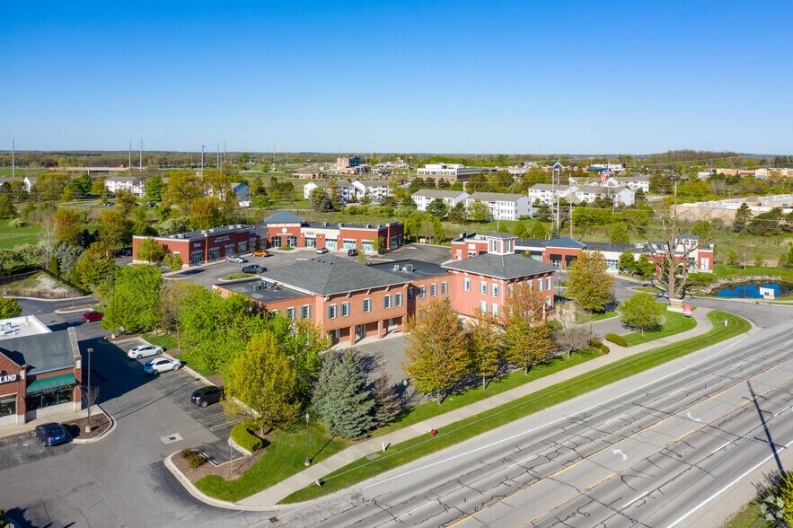 4300-4356 E Grand River Ave, Howell, MI à louer - Aérien - Image 2 de 3