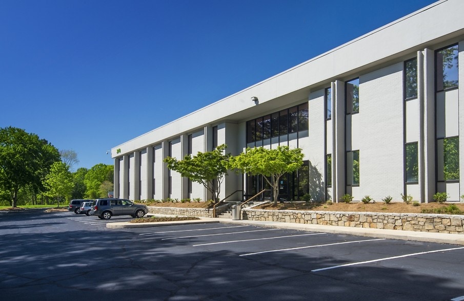 2980 Brandywine Rd, Atlanta, GA for sale - Building Photo - Image 3 of 8