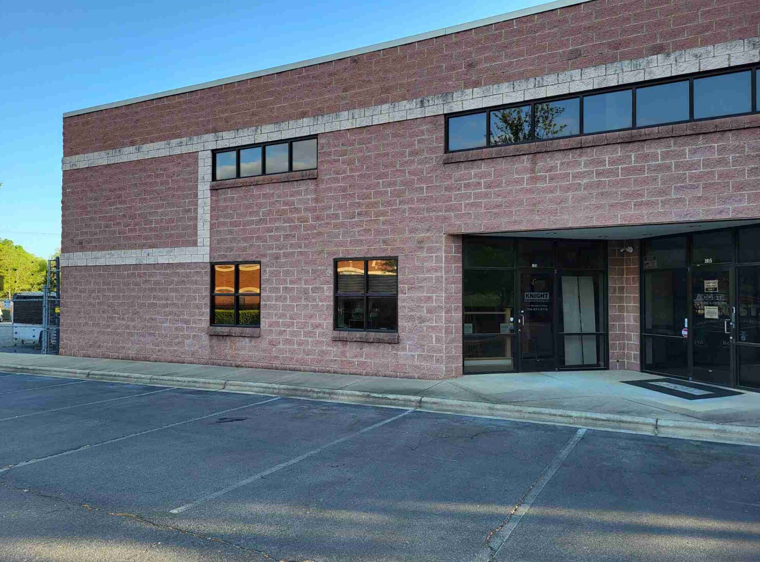 3915 Stuart Andrew Blvd, Charlotte, NC for lease Primary Photo- Image 1 of 16