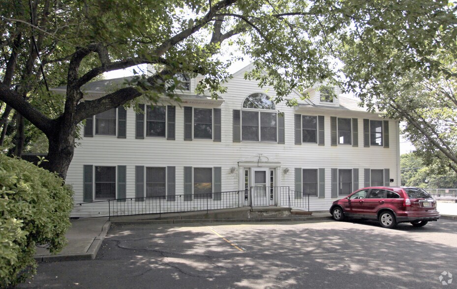 1141 Lincoln Sq, Long Branch, NJ à louer - Photo du bâtiment - Image 3 de 3