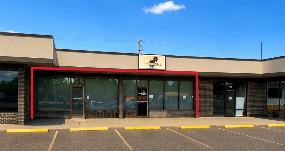 783-791 N West St, Wichita, KS for lease - Building Photo - Image 1 of 2