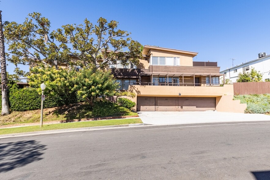 2354 S Beverly Glen Blvd, Los Angeles, CA for sale - Building Photo - Image 1 of 30