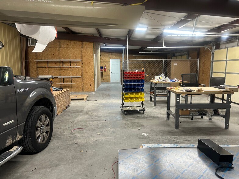 7612 Drag Strip Rd, Fairview, TN à vendre - Photo du bâtiment - Image 2 de 8