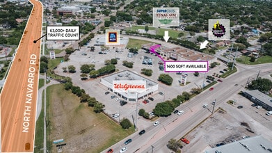 5206 N Navarro St, Victoria, TX for lease Interior Photo- Image 1 of 14