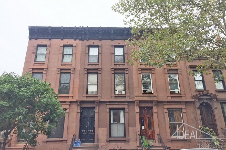 299 Vanderbilt Ave, Brooklyn, NY for sale - Building Photo - Image 1 of 1