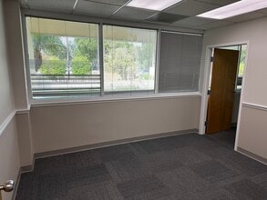498 Palm Springs Dr, Altamonte Springs, FL for lease Interior Photo- Image 1 of 5