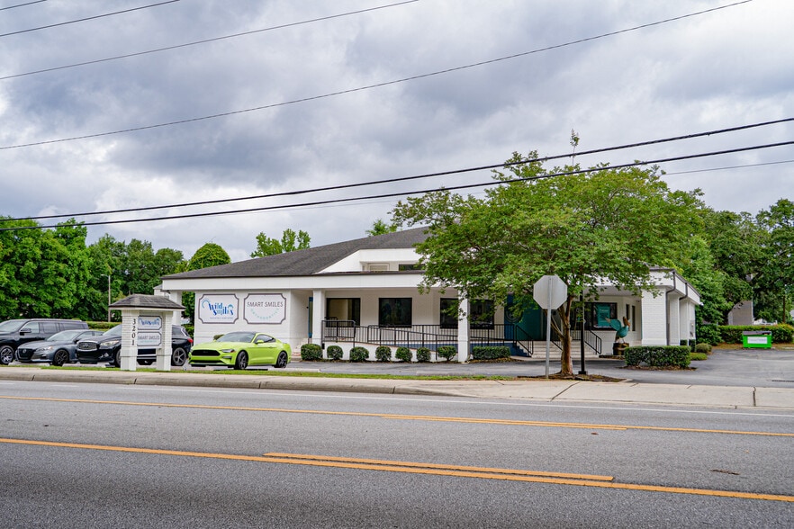 3201 Olive Rd, Pensacola, FL for sale - Building Photo - Image 2 of 8