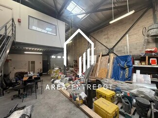 Plus de détails pour Local d'activités à louer