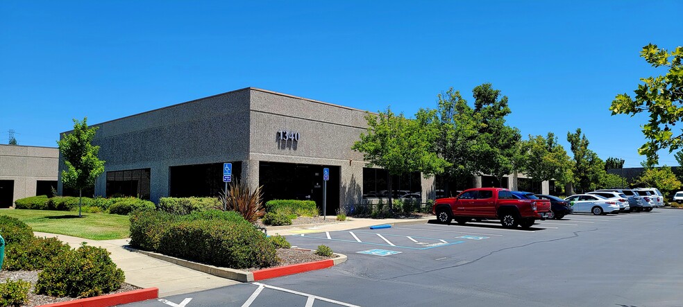 1340 Blue Oaks Blvd, Roseville, CA for lease - Building Photo - Image 1 of 3