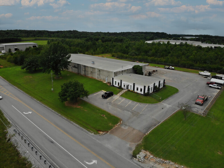 772 Mt View Industrial Dr, Morrison, TN à vendre - Photo principale - Image 1 de 1