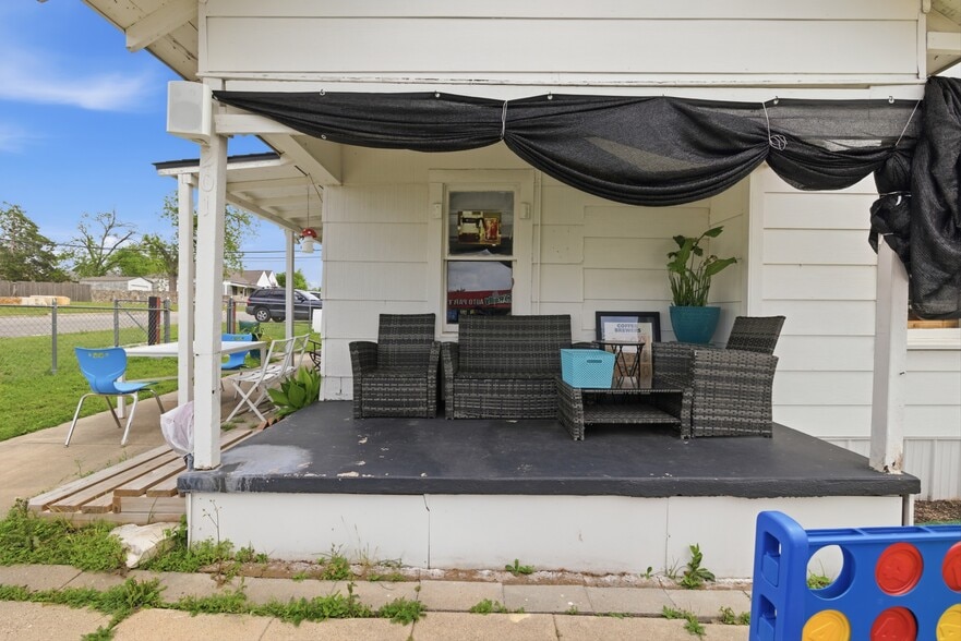 201 S 31st St, Temple, TX à vendre - Photo du bâtiment - Image 2 de 57