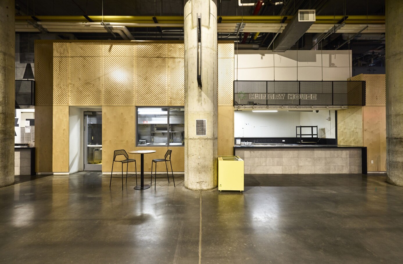 141 Flushing Ave, Brooklyn, NY à louer Photo intérieure- Image 1 de 2