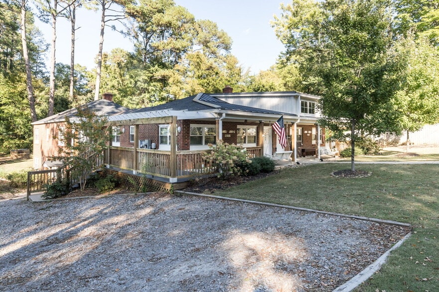 2404-2410 1/2 Van Dyke Ave, Raleigh, NC for sale - Building Photo - Image 2 of 10