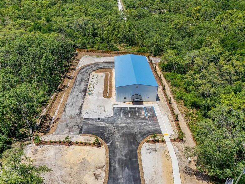 8037 Treiman Blvd, Webster, FL for sale - Building Photo - Image 3 of 28