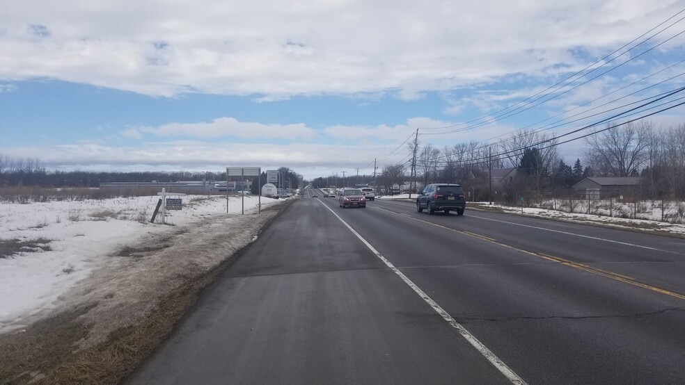 1029 Route 5 & 20, Geneva, NY for sale - Primary Photo - Image 1 of 3