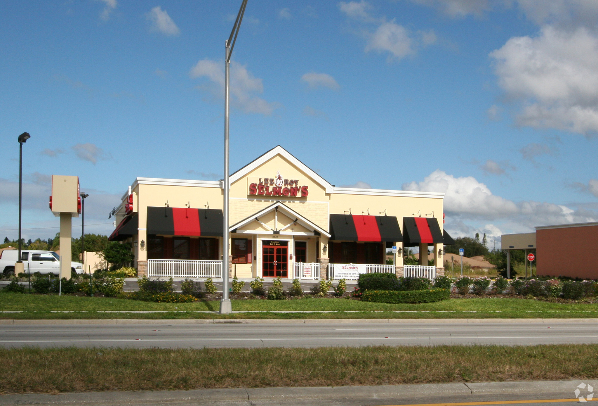 6510 Cortez Rd, Bradenton, FL for sale Primary Photo- Image 1 of 1