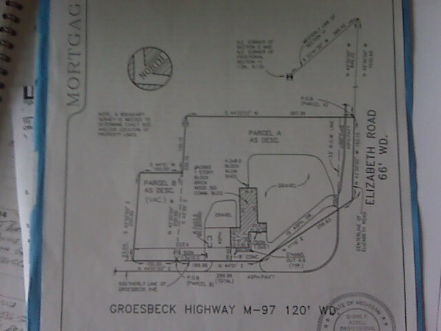 43560 N Groesbeck Hwy, Clinton Township, MI à vendre - Photo du bâtiment - Image 3 de 14