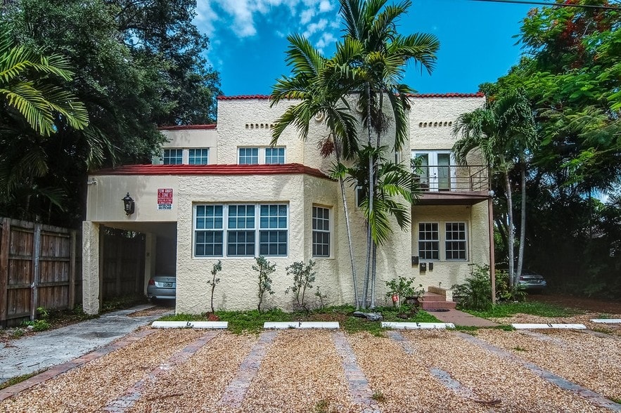 2630 Natoma St, Coconut Grove, FL à vendre - Photo du bâtiment - Image 2 de 66