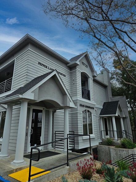 15729 Los Gatos Blvd, Los Gatos, CA for lease - Building Photo - Image 2 of 6