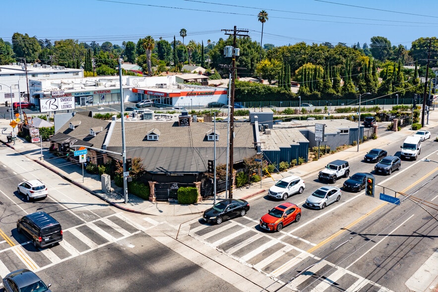 6000 Woodman Ave, Van Nuys, CA à louer - Photo du bâtiment - Image 1 de 14
