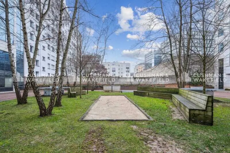 11-19 Rue De La Vanne, Montrouge à louer - Photo du bâtiment - Image 2 de 26