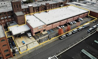 Warehouse With Off-Street Loading & Parking - Épicerie