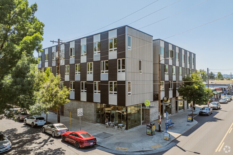 1478 SE 49th Ave, Portland, OR à louer - Photo du bâtiment - Image 2 de 5