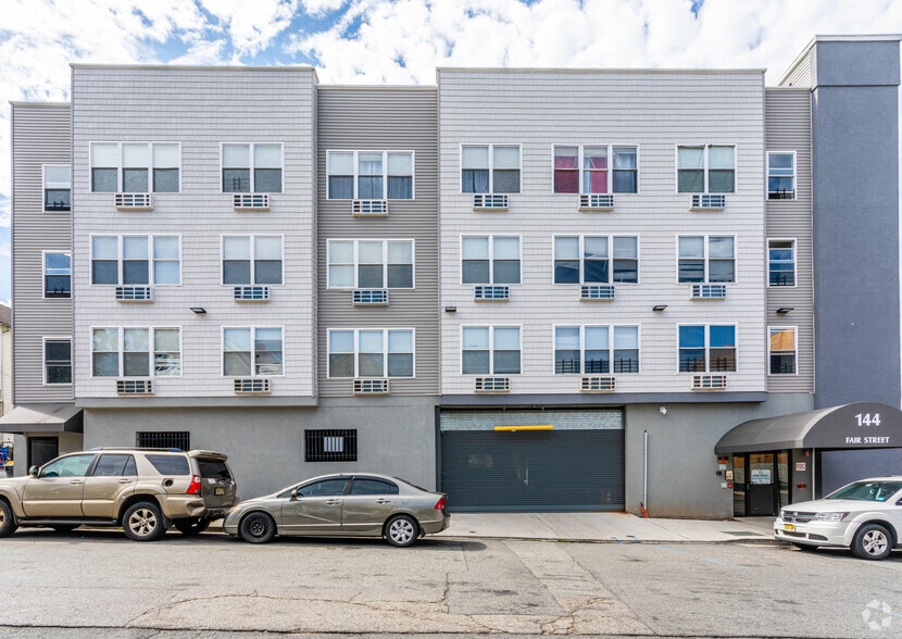 144-150 Fair St, Paterson, NJ for sale - Building Photo - Image 3 of 4