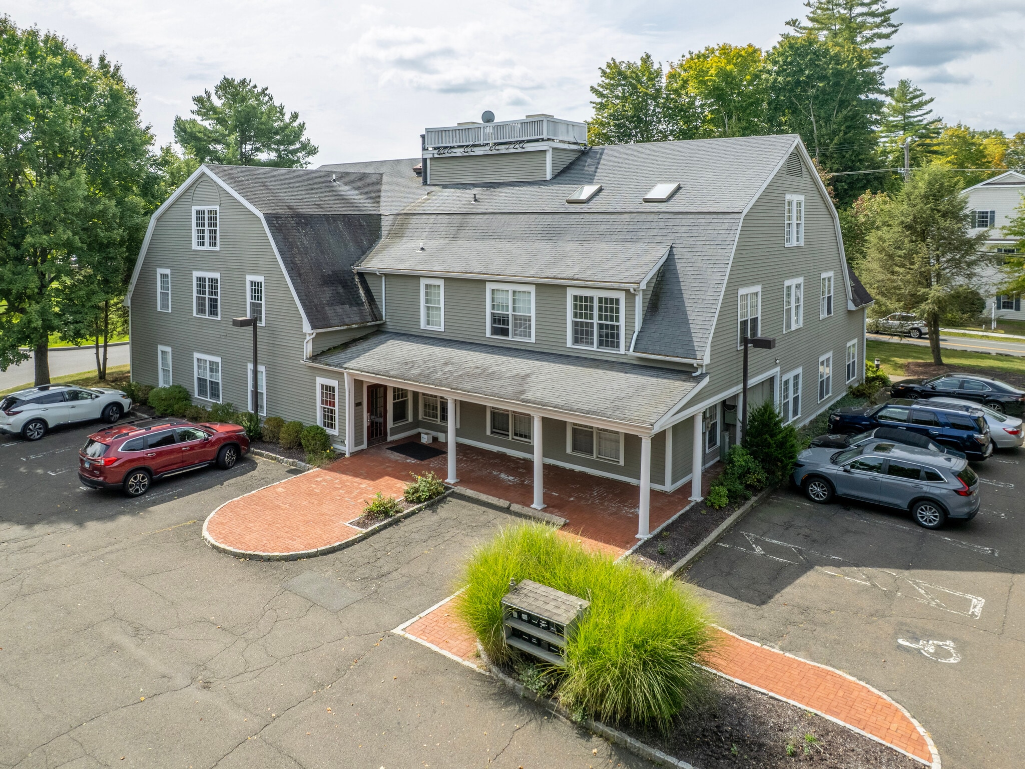 158 Danbury Rd, Ridgefield, CT for lease Building Photo- Image 1 of 5