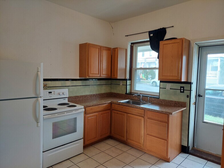 1811 Butler St, Easton, PA à vendre - Photo du bâtiment - Image 2 de 20