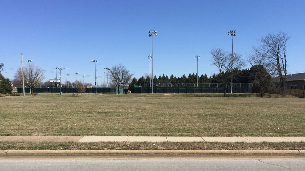 3600 block South Street, Springfield, MO for sale - Primary Photo - Image 1 of 1