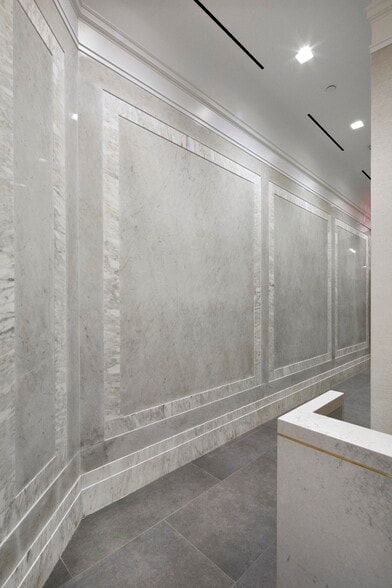 12 W 27th St, New York, NY for lease - Lobby - Image 2 of 10