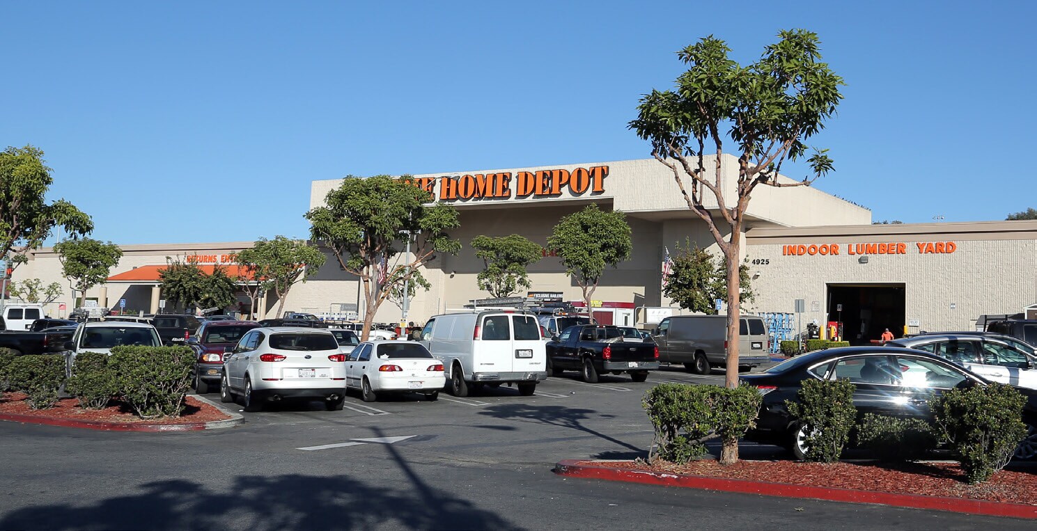 4925-4949 W Slauson Ave, Los Angeles, CA à louer Photo du bâtiment- Image 1 de 7