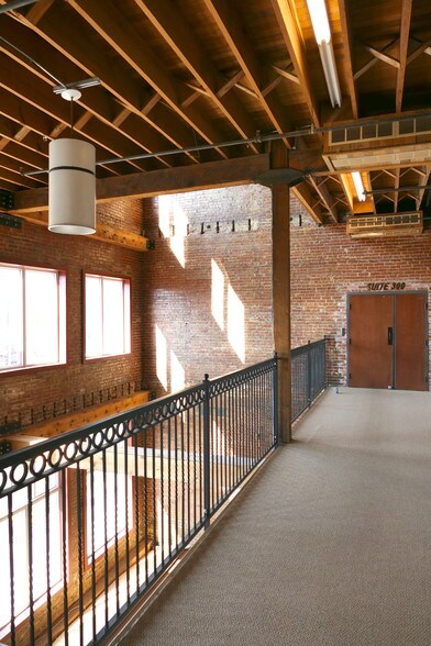 115 E California Ave, Oklahoma City, OK à louer - Photo intérieure - Image 2 de 6